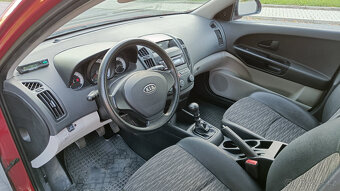 Kia Ceed kombi, LPG, tažné zařízení, velmi dobrý stav - 6