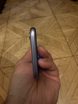 iPhone 11 64GB fialová super stav - 6
