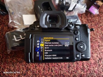 Panasonic Lumix DC-GH6 tělo - 6