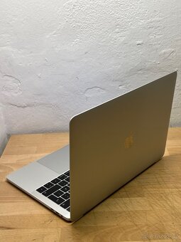 MacBook Pro 13” 2017/16GB RAM/i5/256GB SSD/ Záruka - 6