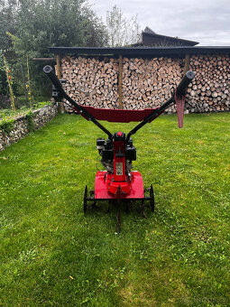 Kultivátor Hecht - 6