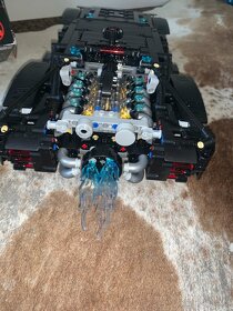 Lego Technic 42127 Batman- Batmobil - 6