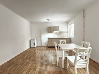 Pronájem byty 3+kk, 70 m2 - Zlín, ev.č. N07868 - 6