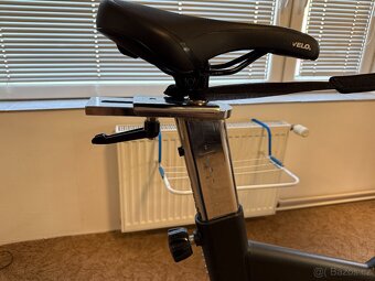 Cyklotrenažér HouseFit Racer 70 - 6
