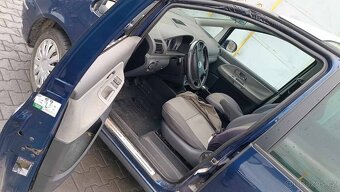 VW Sharan 2.0tdi 103kW barva LD5Q rv. 2007 - 6