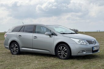 Toyota Avensis 1.8 VVTi benzín, 108kW, Combi, 2010 - 6
