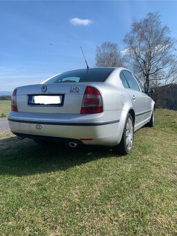 Superb 2.8 V6 142kw - 6
