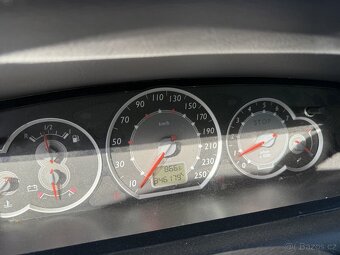 Citroen C5 - 2.0 103 kW - 6