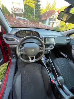 Peugeot 2008 - 6