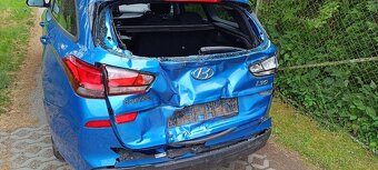 Hyundai I30 1.0 T-GDI TRIKOLOR r.11/2017 - 6