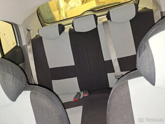 Kia Rio - 6