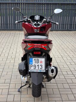 Honda PCX 125, 2022, původ ČR, serviska - 6