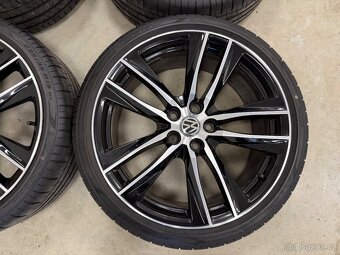 Originální alu kola 5x112 r19 letní pneu 6,5mm - 6