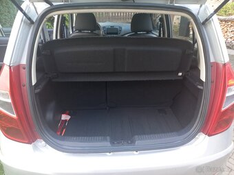 HYUNDAI i10 - 6