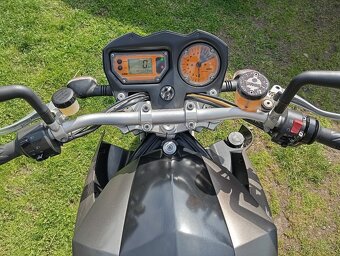 KTM 990 SuperDuke - 6