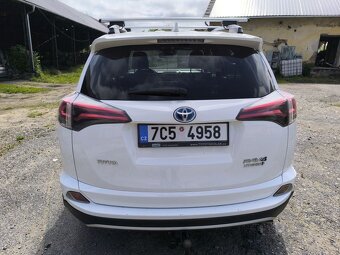 TOYOTA RAV4 2,5 HYBRID-AUTOMAT - 6