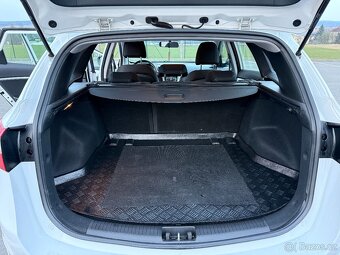 Hyundai i30, 1.6 CRDi, ČR, první majitel, 130 tisíc km, TOP - 6