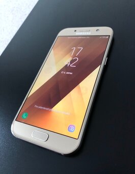 Samsung Galaxy A5 2017 Gold - 6