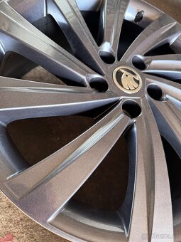 Originální alu kola Perseus, Škoda Octavia 4, 5x112 r18 - 6