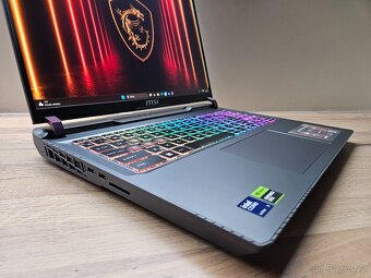 RTX 5070 Ti 12GB_MSI VECTOR 16 HX AI_U7-255HX_16GB_240HZ - 6