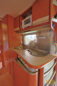 Poctivý Německý karavan - 6
