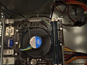 PC 41 Lenovo ThinkCentre GTX - 6