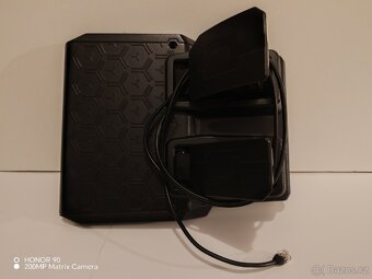 Herní volant s pedály - 6