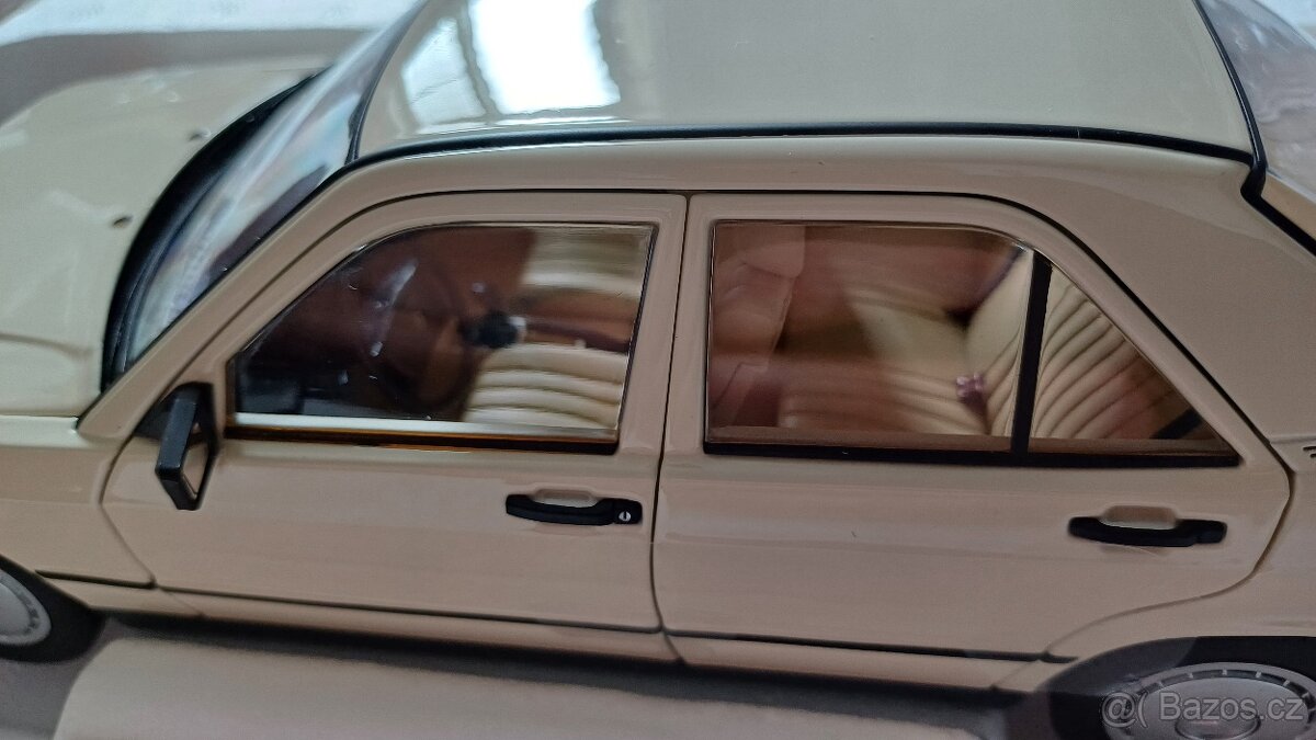Norev 1/18 Mercedes 190E 1984 beige limit 200 ks - 7