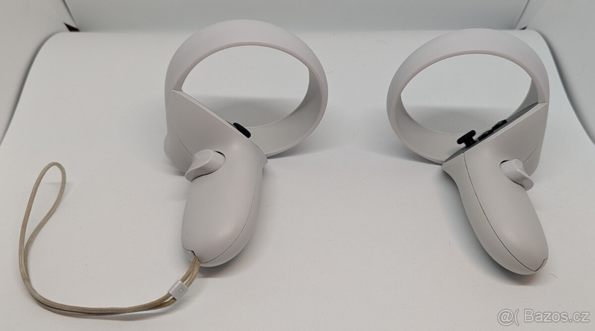 VR headset Meta Quest 2 128GB - 7