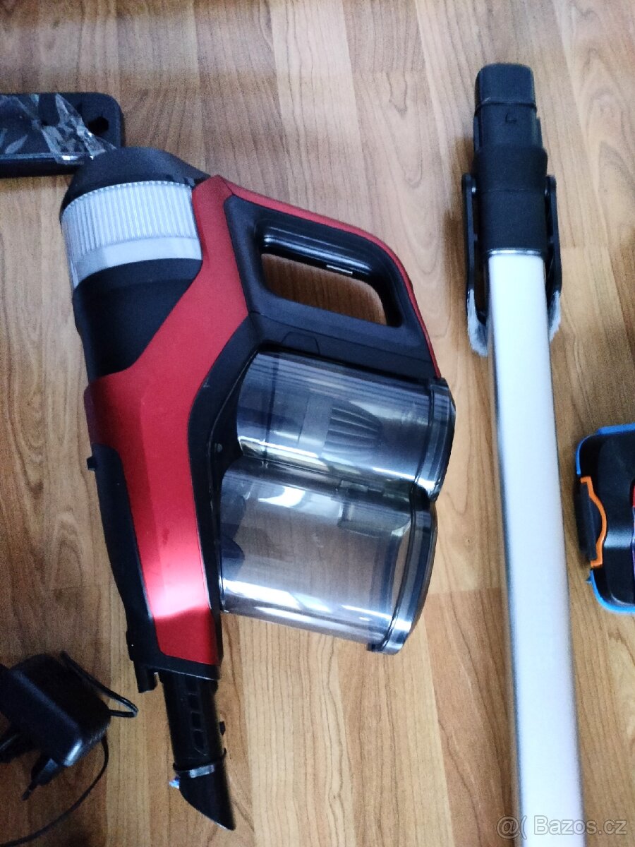 AKU Vysavač Philips XC 7042/1 - 7