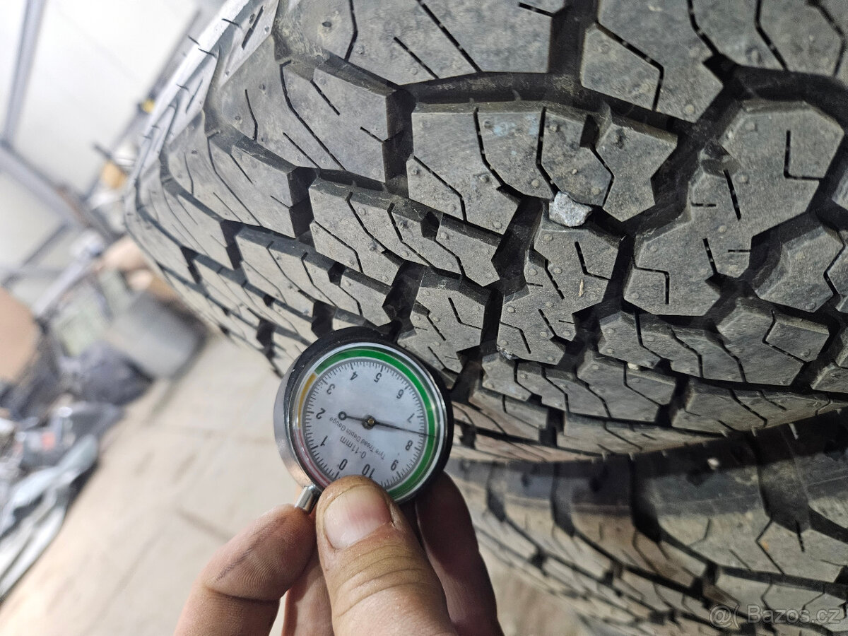 Nová sada disku 5x139,7mm s pneu 205/70/15 - Jimny - 7