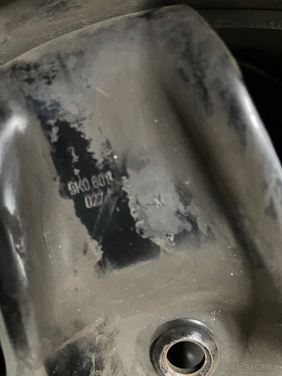 4x plechový disk - 7