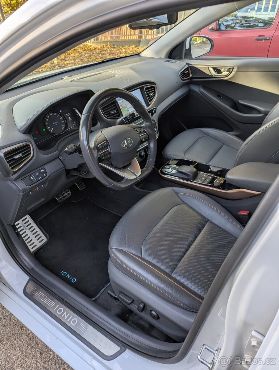 Hyundai IONIQ Electric EV PERMIUM – 27 000 km – TČ/ACC - 7