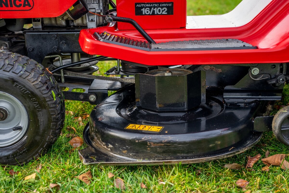 Silný sekací traktůrek Murray ( MTD ) 16 hp Vanguard 2 válec - 7