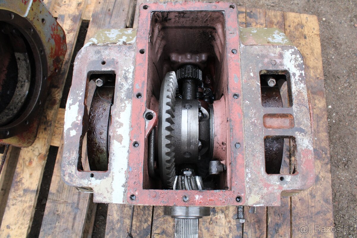 Zetor 6911 rozvodovka diferenciál - 7