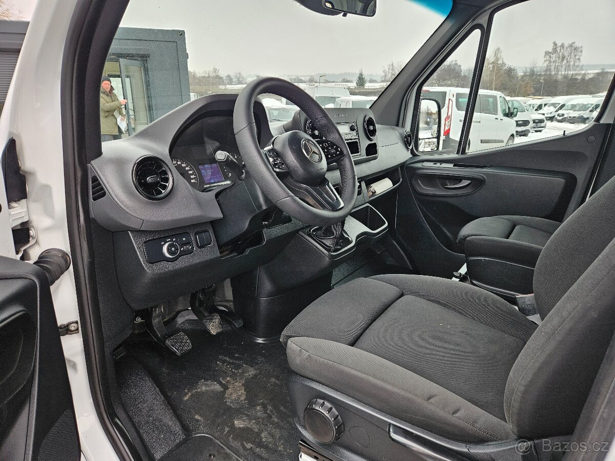 Mercedes-Benz Sprinter 2.2 CDI sklápěč 6 míst - 7