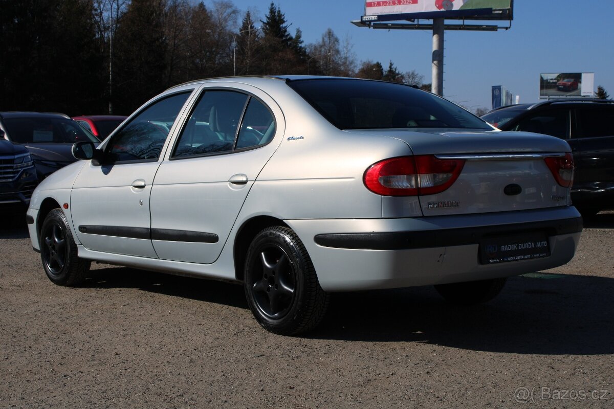 Renault Mégane 1,4 i 16V ČR,KLIMATIZACE,2003 - 7