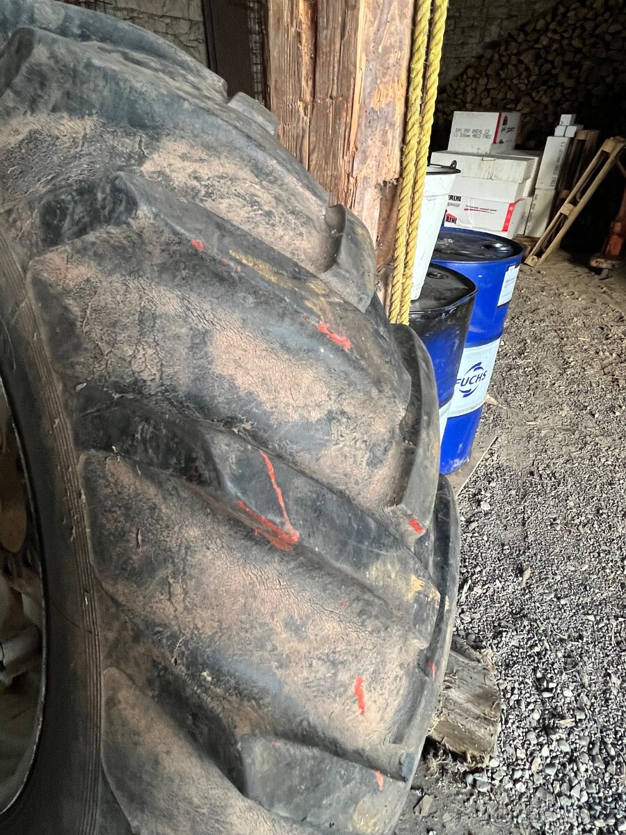 Zadní kola Zetor - 7