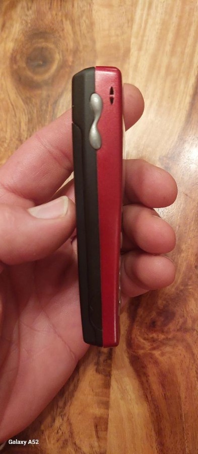 Nokia 8210 top stav nového kusu - 7