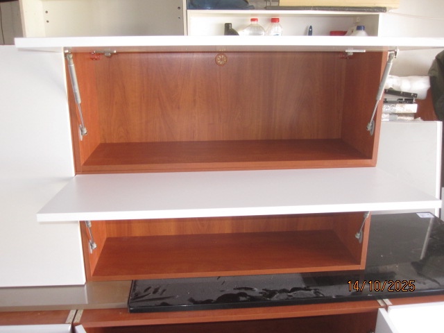 NOVA KUCHYN ORESI - 7