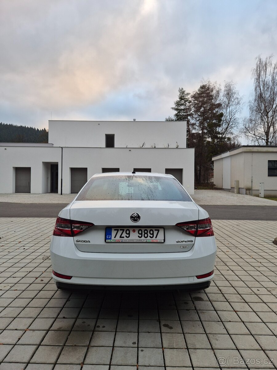 Škoda Superb 3,4x4,manual. 110kw - 7