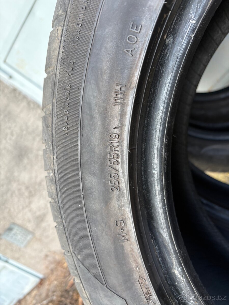 Goodyear 255/55 R19 - 7
