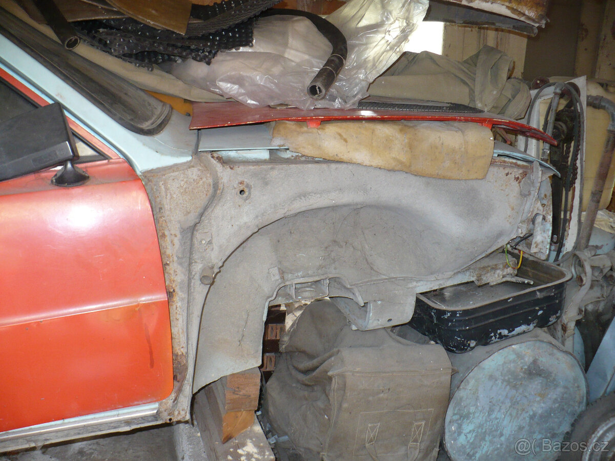 karoseria Skoda 105M - 7