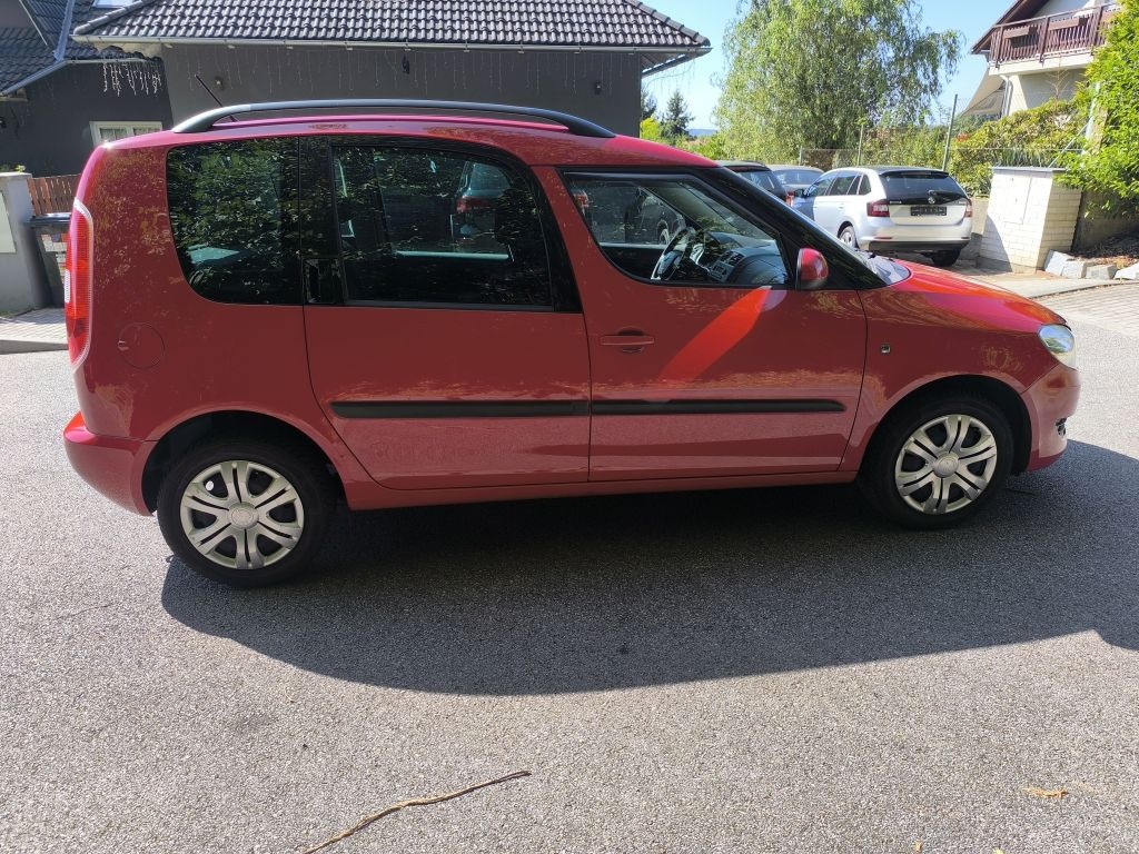 ŠKODA ROOMSTER 1,2 TSI Style Plus - 7