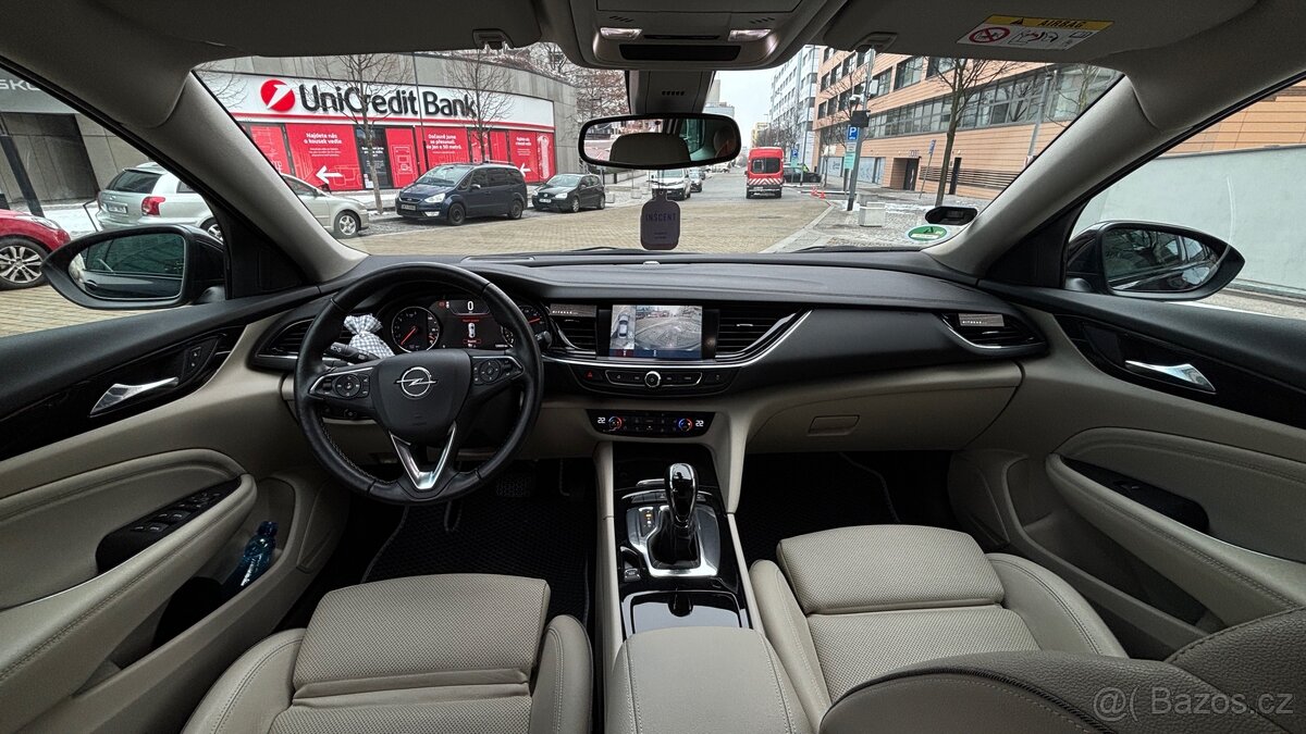 Opel Insignia - 7