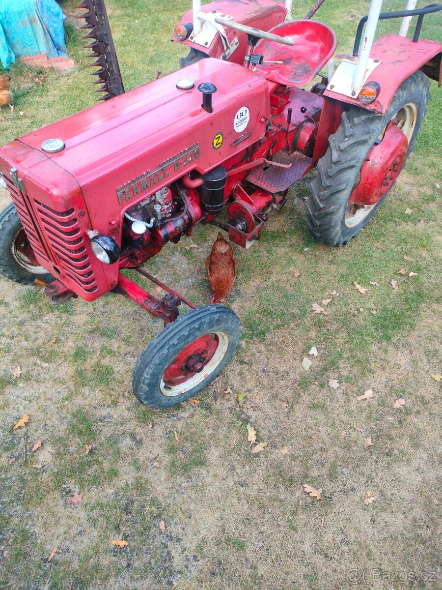 traktor MC CORMICK - 7