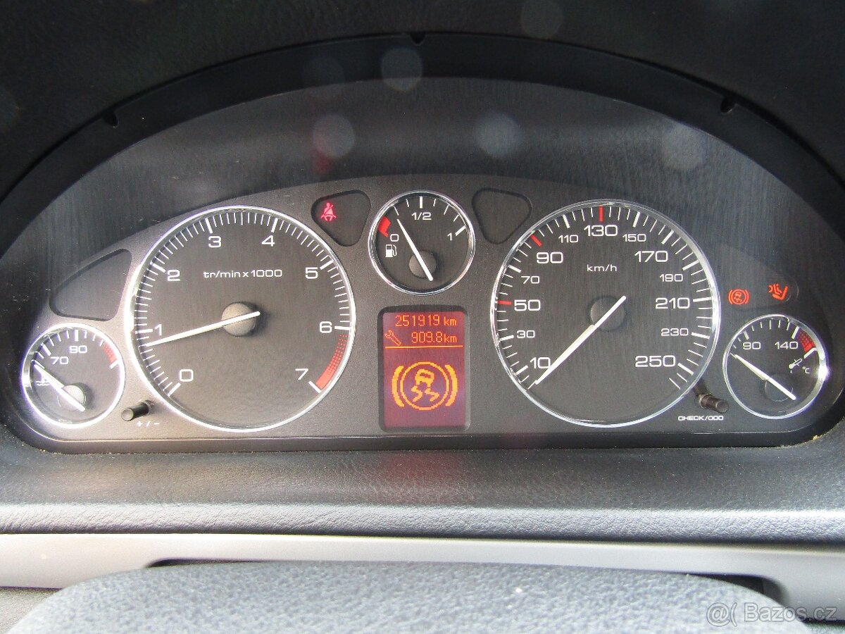 Peugeot 407 1.8 16V 85kW - 7