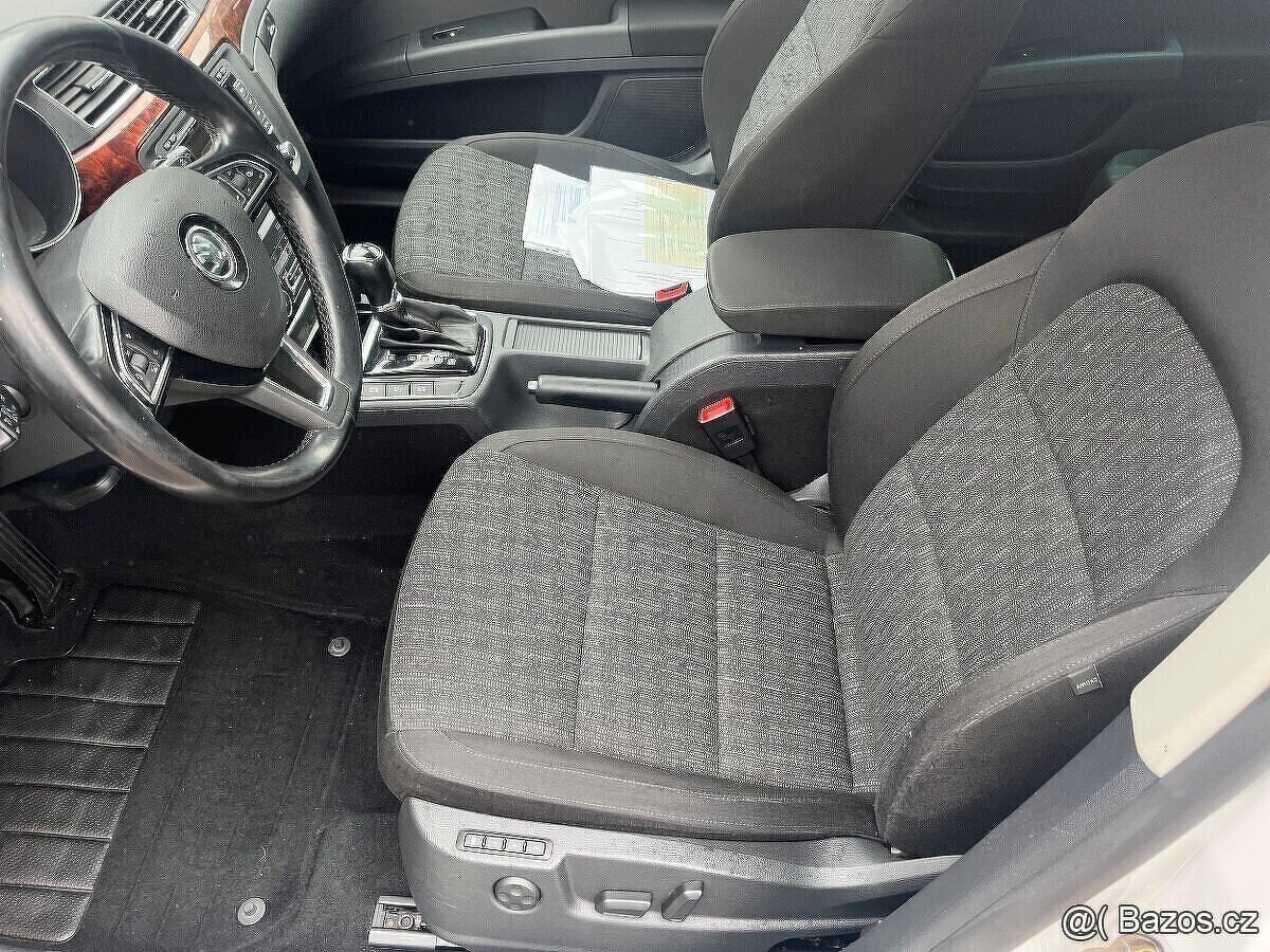 Škoda Superb 2 facelift 2014 125kW DSG Elegance - 7