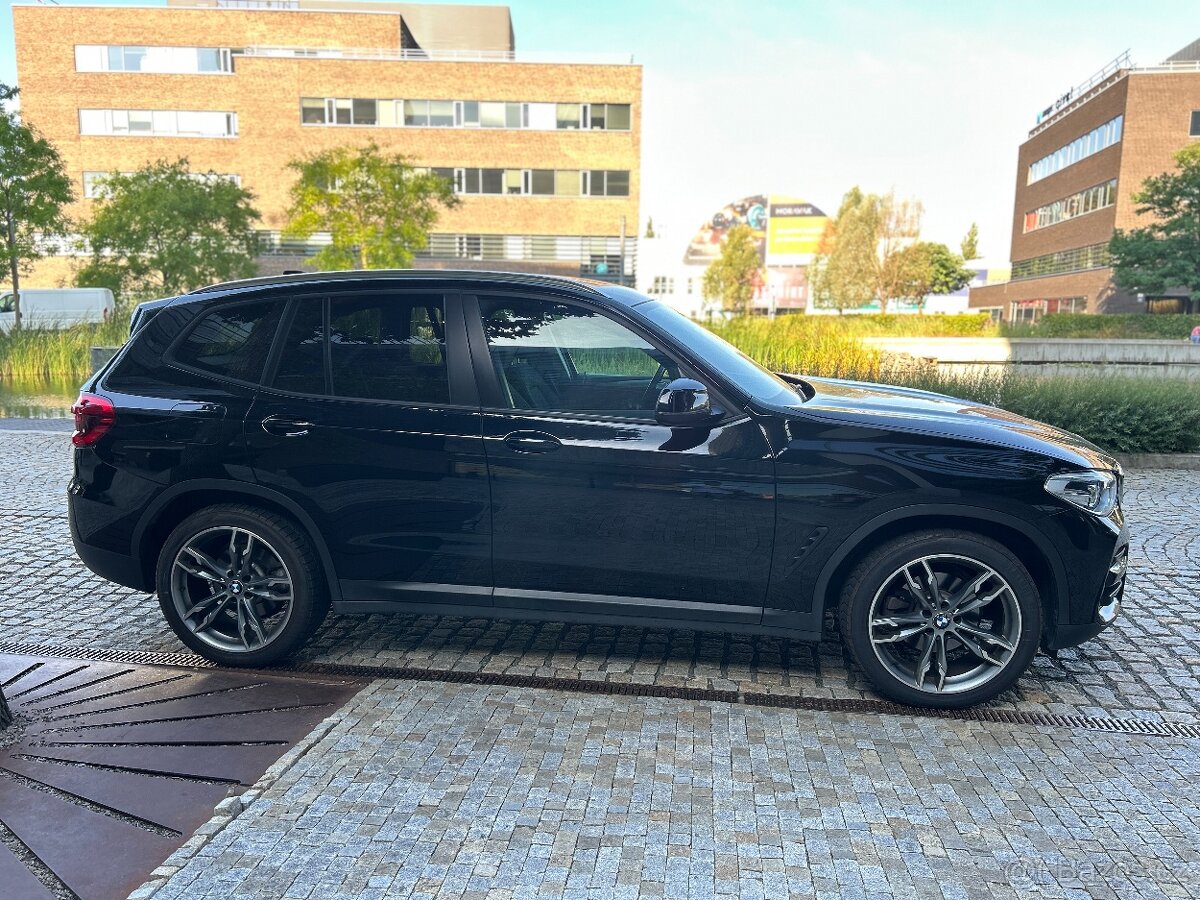 BMW X3 2.0 xDrive 140kW NEHAVAROVANÉ VOZIDLO - 7