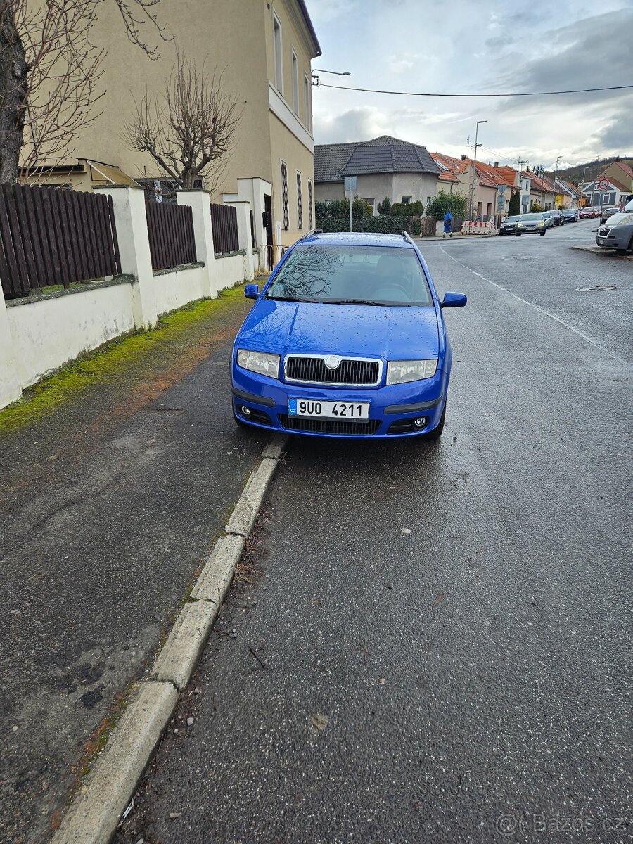 Škoda Fabia Combi 1.4 16V 55kw výbava Elegance - 7